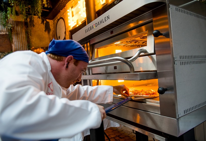 Finding The Perfect Pizza Oven - Foodservice Equipment Reports Magazine